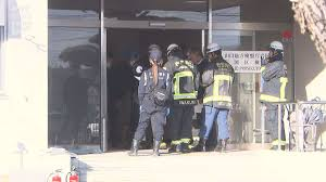 一名 86 岁的失业男子因涉嫌在山口地方检察厅岩国分庭入口大 一名 86 岁的失业男子因涉嫌在山口地方检察厅岩国分庭入口大