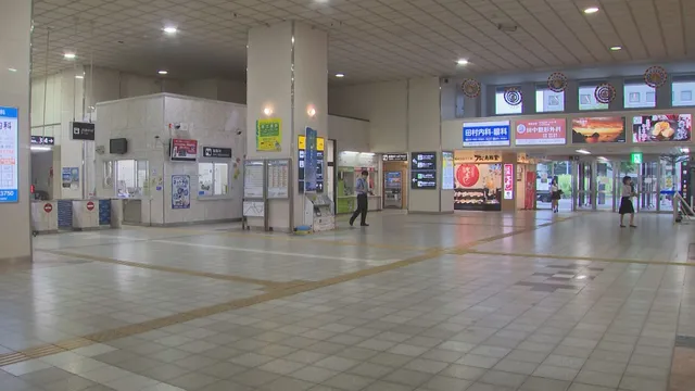 鸟取火车站内突发无故伤人案:41岁醉酒男子拳击10岁少年致其 鸟取火车站内突发无故伤人案:41岁醉酒男子拳击10岁少年致其