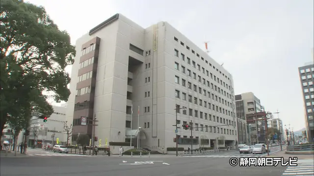 深夜便利店门口的“飞来横祸”:静冈神秘流浪醉汉无故对男白领锁 深夜便利店门口的“飞来横祸”:静冈神秘流浪醉汉无故对男白领锁