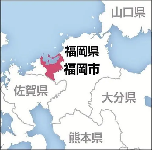 无视警车拦截并酒驾闯红灯!福冈42岁建设业男子撞翻出租车致2 无视警车拦截并酒驾闯红灯!福冈42岁建设业男子撞翻出租车致2