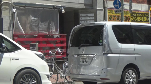 商业大楼餐饮店惊现男子尸体!44岁餐饮老板涉嫌膝顶重击面部、 商业大楼餐饮店惊现男子尸体!44岁餐饮老板涉嫌膝顶重击面部、